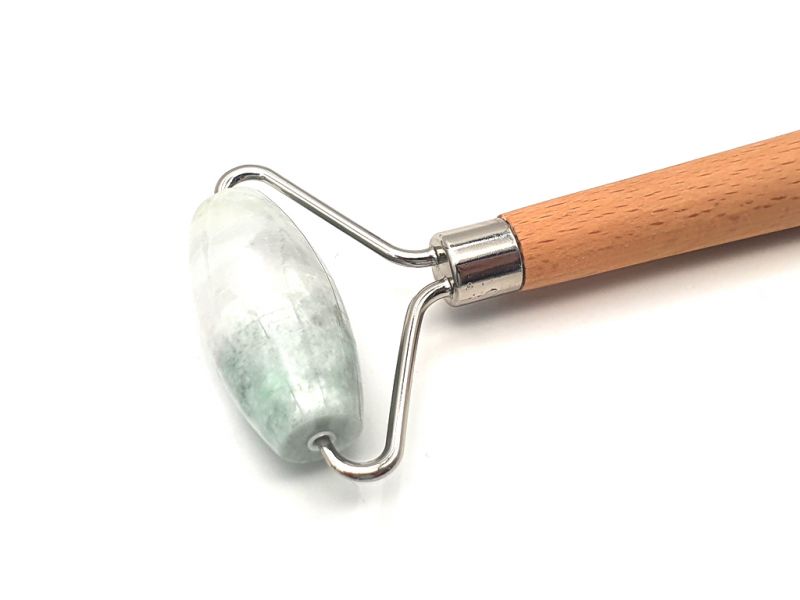 Traditional Chinese Medicine - Simple Real Jade Roller - White and light green 3