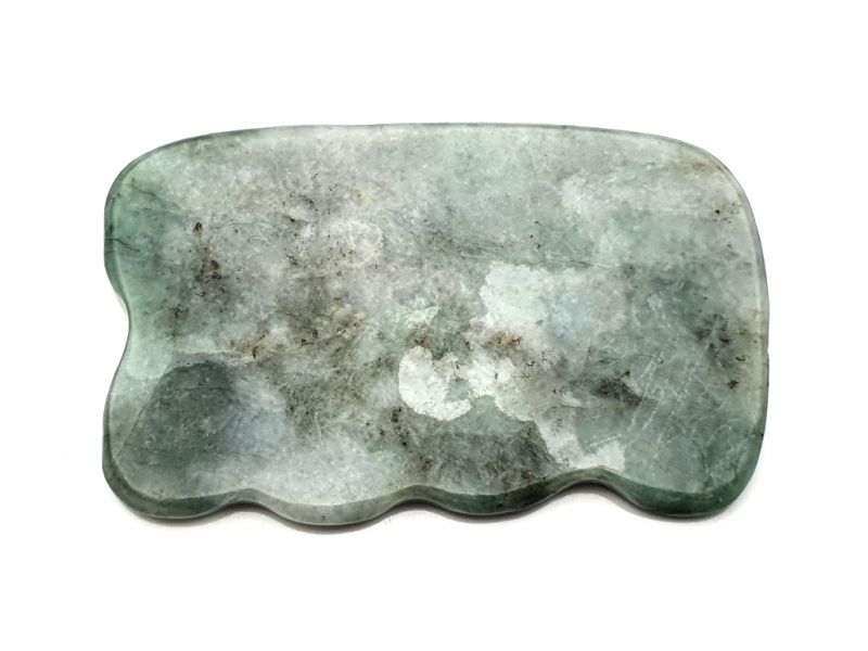 Traditional Chinese medicine - Wavy Jade Gua Sha - Green spotted 1