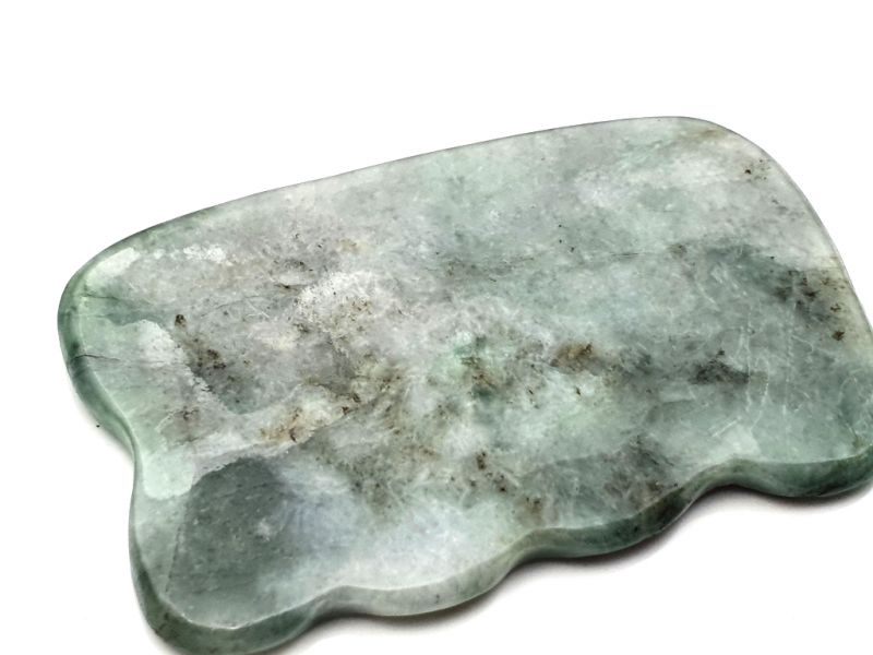 Traditional Chinese medicine - Wavy Jade Gua Sha - Green spotted 2