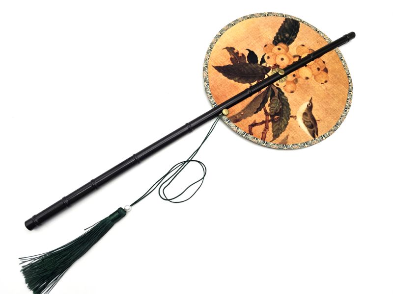 Traditional Chinese Roll-up Fan - The bird and the fruit 1