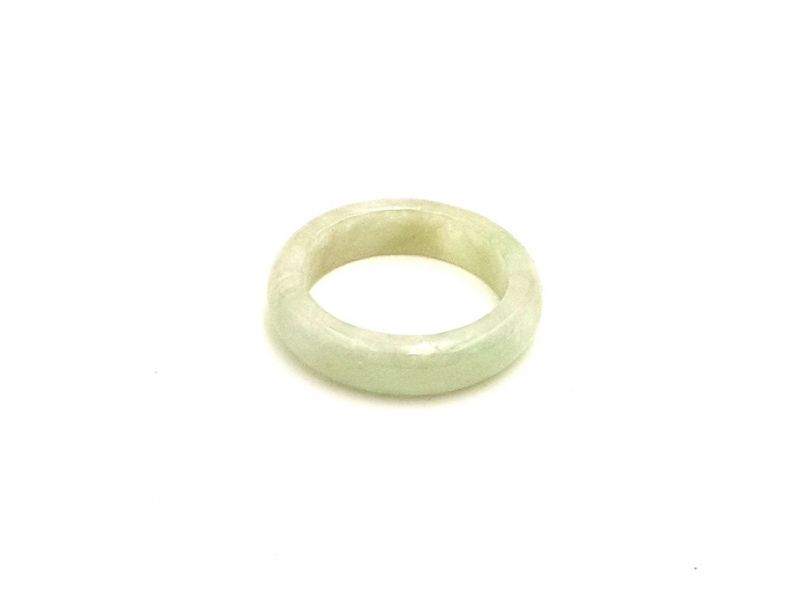 Translucent Green Jade Ring - Size 8,5 1