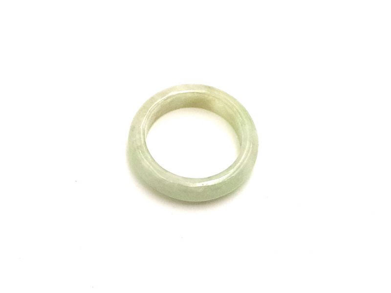 Translucent Green Jade Ring - Size 8,5 2
