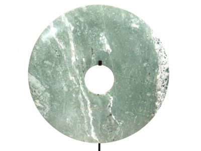 Très Grand disque Bi en Jade 40cm