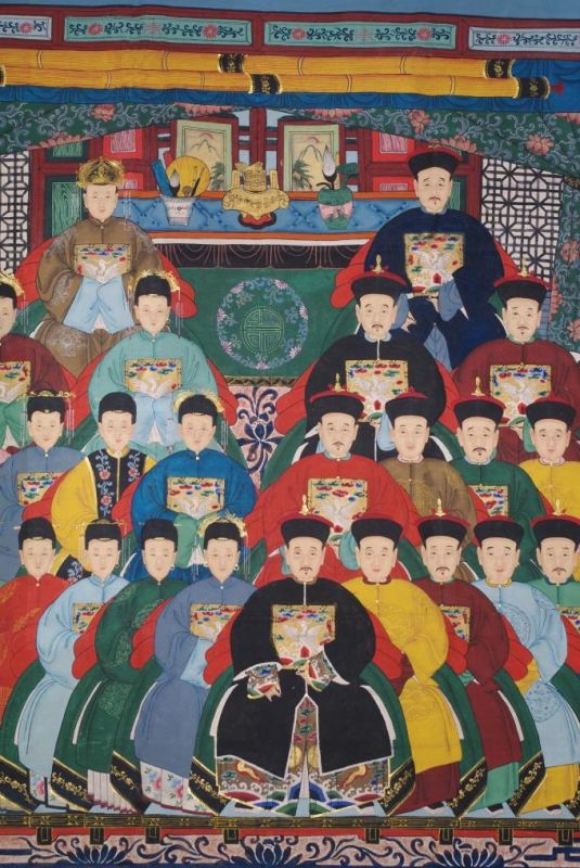Très Grande famille de dignitaires Chinois 24 Personnages 2