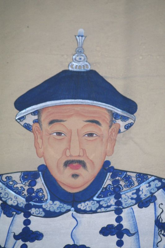 Click thumbnail to enlarge and hover over the picture to zoom Very Large Chinese ancestors - Majestic - Emperor - White and Blue 5