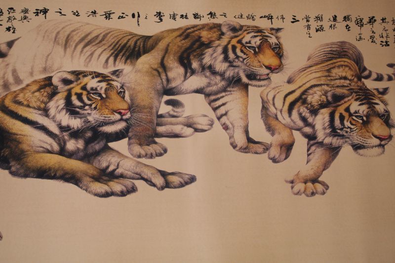 Very Large Chinese Kakemono Painting The 5 tigers 3