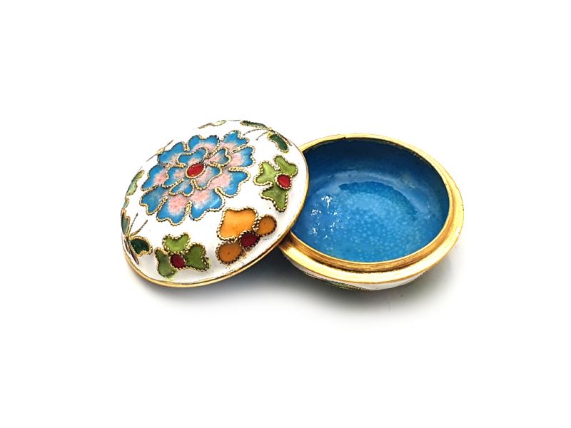 Very Small Chinese Cloisonné Enamel Box White 2