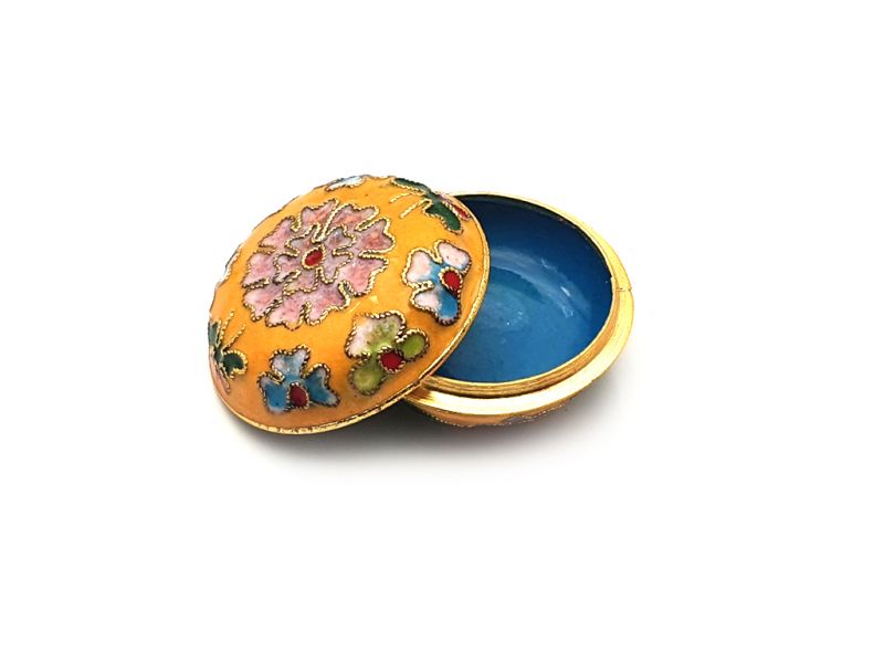 Very Small Chinese Cloisonné Enamel Box Yellow 2