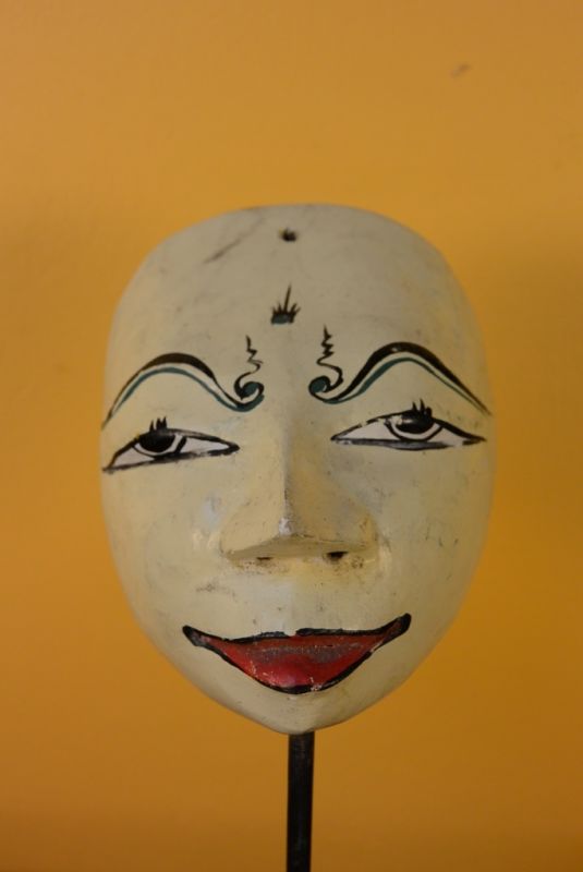 Vieja Máscara de Java (40 años) - Color marfil 2