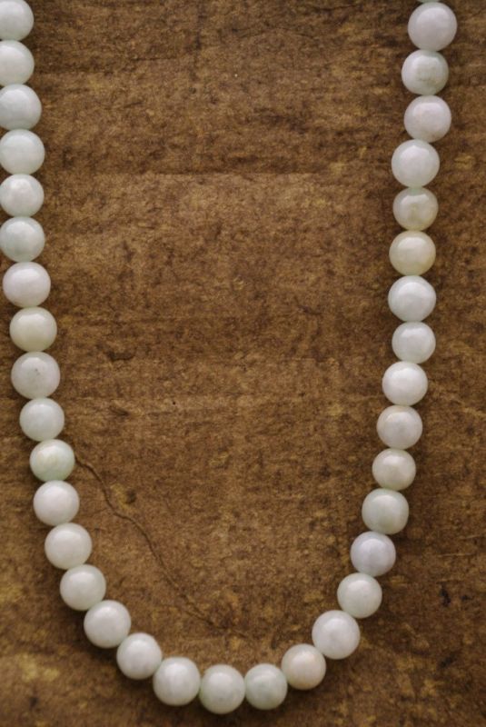 White Jade beads Necklaces 3
